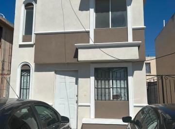 Casa en Renta de 2 habitaciones Villas de Santa Rosa · Casa en Renta