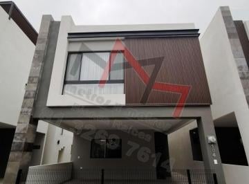 Casa de 3 habitaciones, Monterrey · Monterrey, Amplia Casa 2 Pisos en Venta.