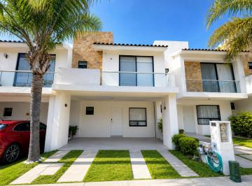 Casa de 3 habitaciones, El Marqués · Casa Inteligente en Venta en El Mirador | 3 Recámaras | 158 m² | Automatizada con Alexa