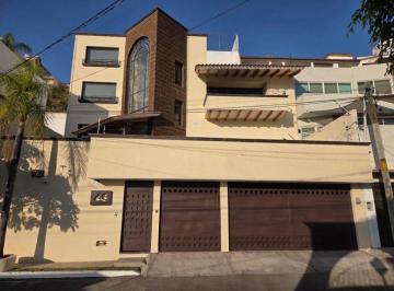 Casa de 3 habitaciones, Querétaro · Hermosa Casa en Loma Dorada