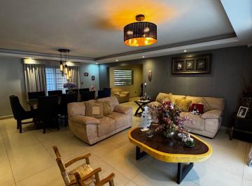 Casa de 4 habitaciones, Guadalupe · Casa en Venta, Contry La Silla 1er Sector, Monterrey