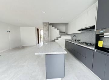 Casa · 123m² · 3 Recámaras · 2 Estacionamientos · Casa en Adamar