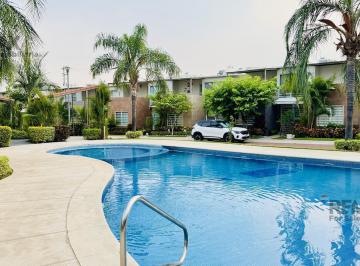 Casa · 118m² · 3 Recámaras · 2 Estacionamientos · Venta de Casa en Condominio con Alberca en Emiliano Zapata, Mor. Clave 6266