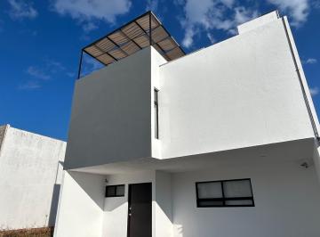 Casa de 3 habitaciones, Querétaro · Casa en Preserve Juriquilla con Roof Garden y Vista Panorámica