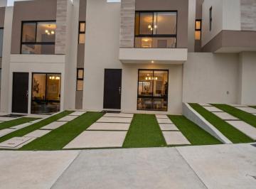 Casa · 82m² · 3 Recámaras · 2 Estacionamientos · Casa en Venta Meseta, Cochera Para 2 Autos, 3 Recámaras