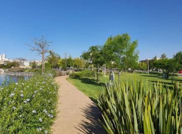 Terreno / Lote · 351m² · Terreno en Residencial El Refugio