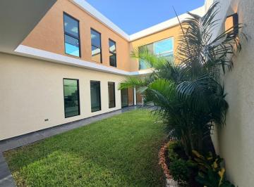 Casa · 310m² · 4 Recámaras · 2 Estacionamientos · Casa en Venta Palmas Green Medellin Veracruz