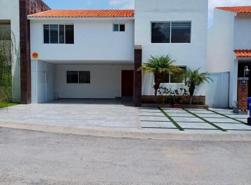 N/A · 🏢✨ Casa en Renta Club de Golf La Loma con 4 Recámaras ✨