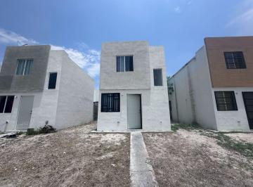 N/A · Tu Nuevo Hogar en Valle de Santa Elena | Casa de 2 Pisos con Amplio Terreno