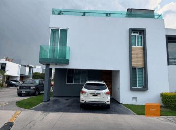 Casa en condominio de 3 habitaciones, Zapopan · Increíble Casa Amplia Dentro de Coto Antara en Solares