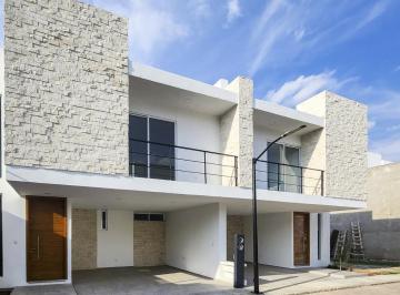 Casa en condominio · 200m² · 3 Recámaras · 2 Estacionamientos · Casa en Fraccionamiento Victoria Queen