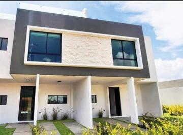 Casa en condominio · 94m² · 3 Recámaras · 1 Estacionamiento · Casa en Serraton, Zinacantepec