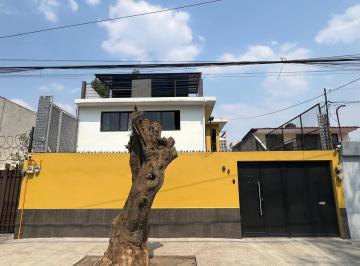 Casa · 187m² · 6 Recámaras · 3 Estacionamientos · Casa en San Antonio, Azcapotzalco