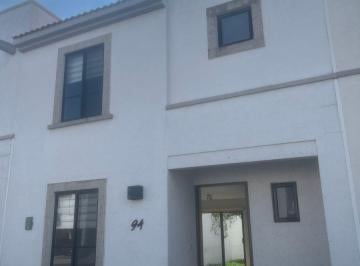 Casa en condominio de 3 habitaciones, El Marqués · Casa en Renta Celeste