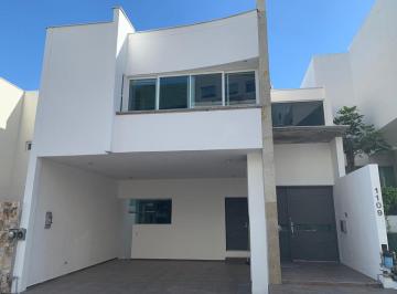 1 · Casa en Renta en Privanzas, Monterrey