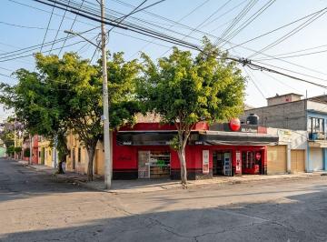 93664f1b9867a40b2d7092d4e91d6f21de3f333b300968afd71d0404cd8e1a25 · ¡Gran Oportunidad de Inversión! Edificio Comercial en Esquina con 7 Locales y