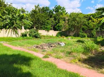 Terreno / Lote , Mérida · Terreno de 897 m² en Venta en Maya