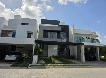 Terreno / Lote · 302m² · 4 Recámaras · Terreno - Fraccionamiento Residencial Rio