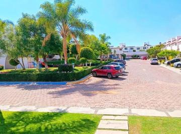 Casa de 3 habitaciones, Querétaro · Oportunidad Palmares: Casa 3 Rec, 205 m² Terreno, Jardín y Cocina Integral. ¡Precio de Remate!