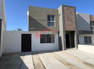 Foto principal · Casa en Renta en Villas Castellana con Terreno Excedente