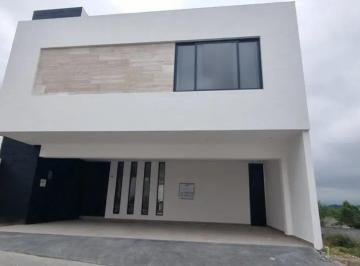 1 · Casa en Venta en Castaños del Vergel, El Uro, Carretera Nacional, Monterrey
