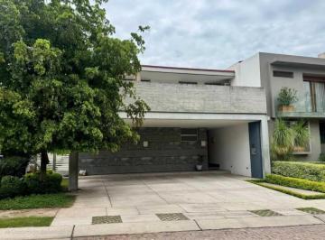 Casa de 5 habitaciones, Zapopan · Casa en Venta Puerta Plata, Zona Andares, Puerta de Hierro