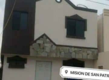 Casa · 96m² · 3 Recámaras · 1 Estacionamiento · Casa en Misión de San Patricio