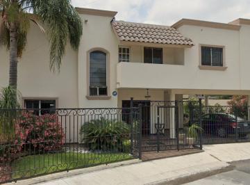 Casa de 4 habitaciones, Monterrey · Venta de Casa en Centauro Country Nuevo Leon