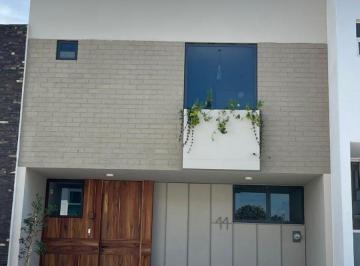Casa de 3 habitaciones, Zapopan · Casa en Venta Sendas Residencial