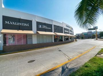 Local comercial , Boca del Río · Local de 80 m² en Renta en Plaza Santa Ana ׀ Boca del Río