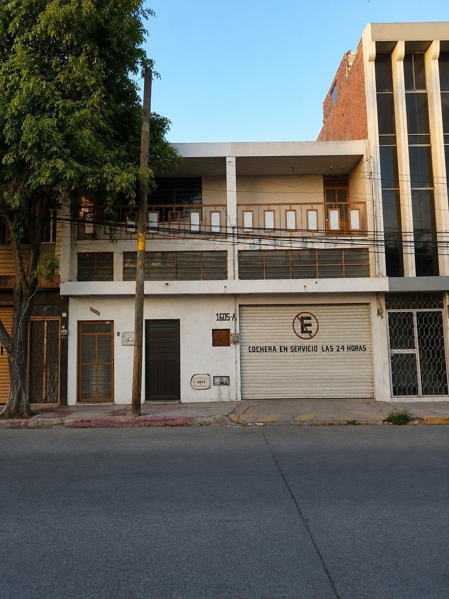 Renta Bodega Sobre Ignacio Zaragoza Al Norte de La Ciudad Ka