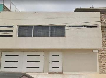 Casa de 4 habitaciones, Nezahualcóyotl · Casa de 152 m² con 4 Recámaras en Venta en La Perla