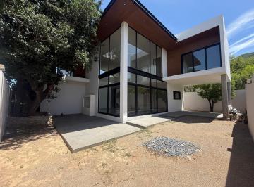 Foto 1 · Casa Sola en Venta en El Barro, Monterrey, Nuevo León