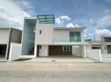 Foto 1 · Casa en Condominio en Venta en San Salvador Tizatlalli, Metepec, México