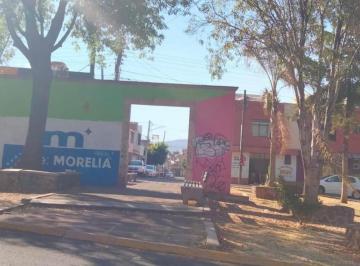 Foto 1 · Inmueble Comercial en Zona de Alta Demanda