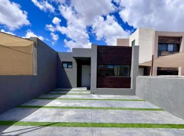 Casa · 66m² · 2 Recámaras · 2 Estacionamientos · Casa en Guadalupe