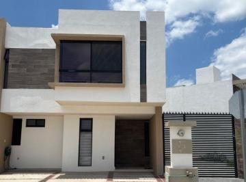 Casa en condominio de 3 habitaciones, León · Casa en Venta en Residencial Aldaba 2