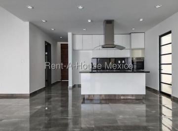 Casa de 3 habitaciones, Querétaro · Renta, Lomas de Juriquilla - Casa con Área de Tv, Roof Garden, 3 Recámaras, Alberca Privada