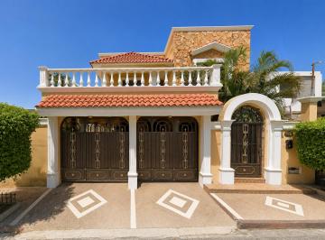 Casa de 4 habitaciones, Victoria · Casa en Venta en Ciudad Victoria Tamaulipas