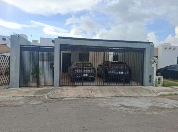 Casa · 65m² · 2 Recámaras · 2 Estacionamientos · Casa en Venta en Los Héroes