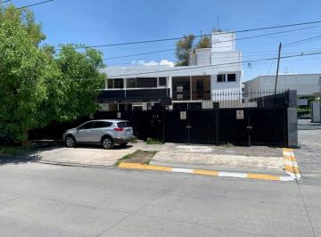 Casa uso de suelo de 4 habitaciones, Huixquilucan · Venta Casa con Uso de Suelo Para Oficina