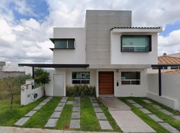 Casa de 3 habitaciones, Querétaro · Casa en Venta Adjudicada Lista Para Entrega, Juriquilla, Queretaro!