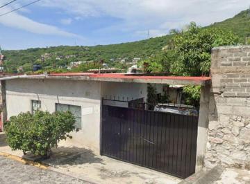 Casa de 3 habitaciones, Jiutepec · Casa en Venta en Colonia Independencia en Cuernavaca