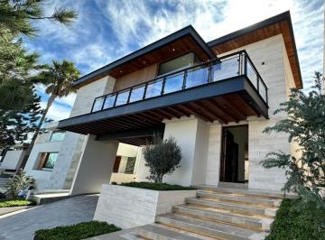 Foto 1 · Casa en Venta en Club de Golf La Loma - San Luis Potosi