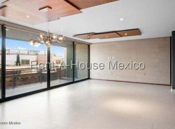 Departamento de 4 habitaciones, Querétaro · Venta. Loma Dorada - Departamento de 2 Niveles con Amenidades, Cuarto de Servicio, 4 Recámaras