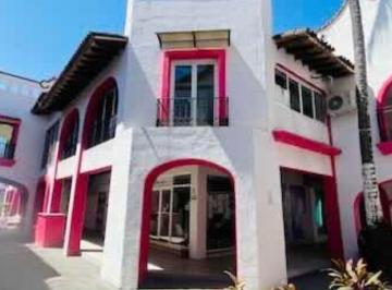 Local comercial , Puerto Vallarta · Local de 80 m² con un Baño en Renta en Las Glorias