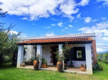 0029204883a2b8d6e182010a7423f8d47602c83c7a9611e6b1141a36d23e6f73 · Casa Campestre en Venta