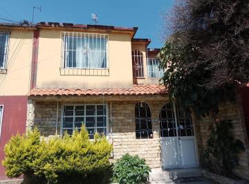 Foto 1 · Casa en Venta en Prados Tollocan, Toluca Estado de México