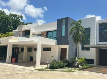 Foto 1 · Venta de Casa en Aqua Residencial