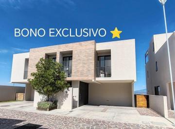 98b37ac59457ca34def05a6a4028c5e3cb01e21768817c64f64d94709e7ac2ee · Venta Casa Diseño y Vista Espectacular, Roof Garden. Opción Crecer a 4 Recámaras